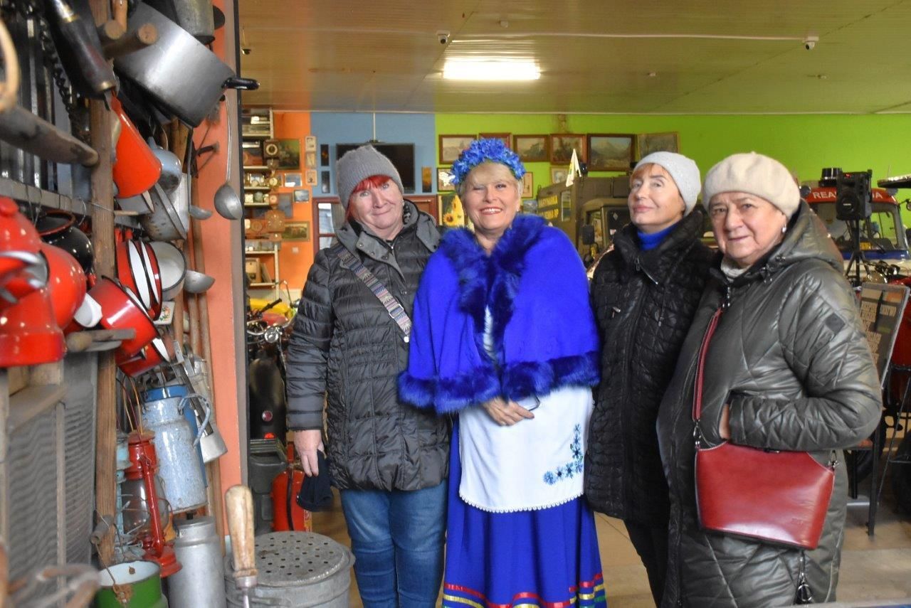 uczestnicy inauguracji kociewskiej informacji w Zblewie