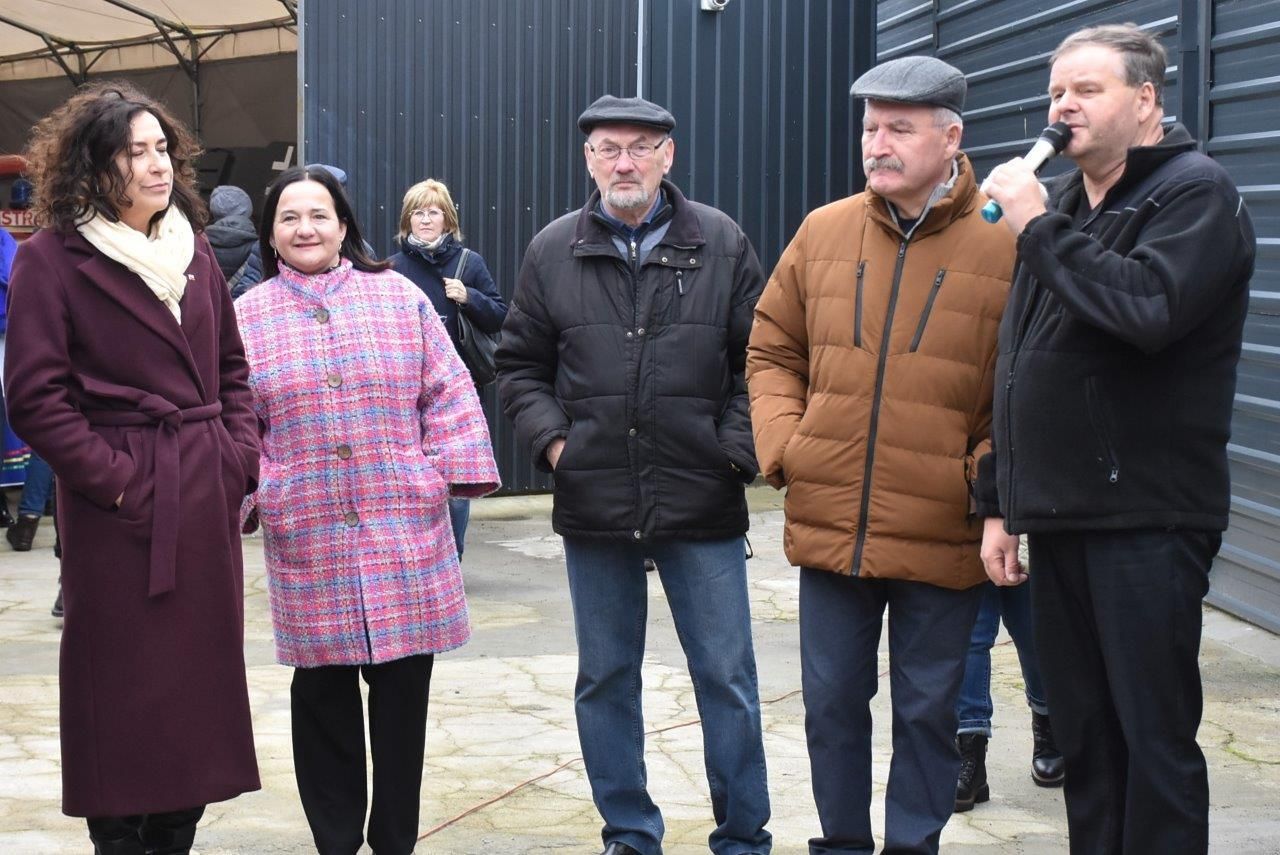 uczestnicy inauguracji kociewskiej informacji w Zblewie