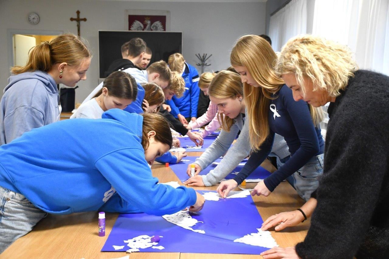 kampania biała wstążka inauguracja