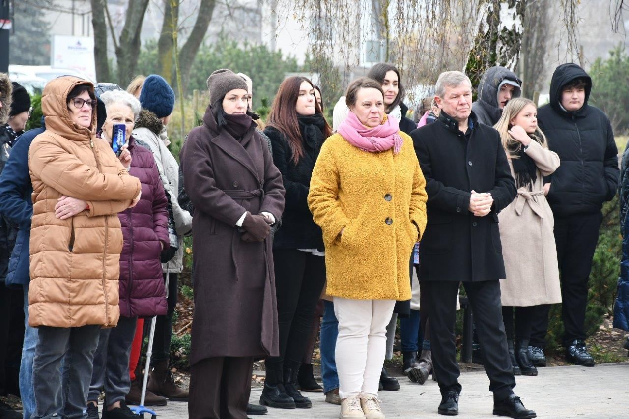 orkiestra gra koncert świąteczny