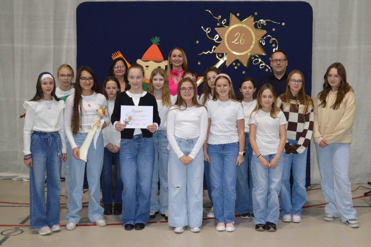 uczestnicy dekanalnego przeglądu kolęd