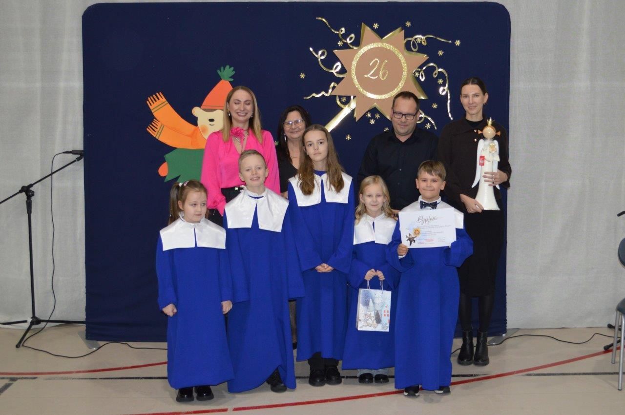 uczestnicy dekanalnego przeglądu kolęd