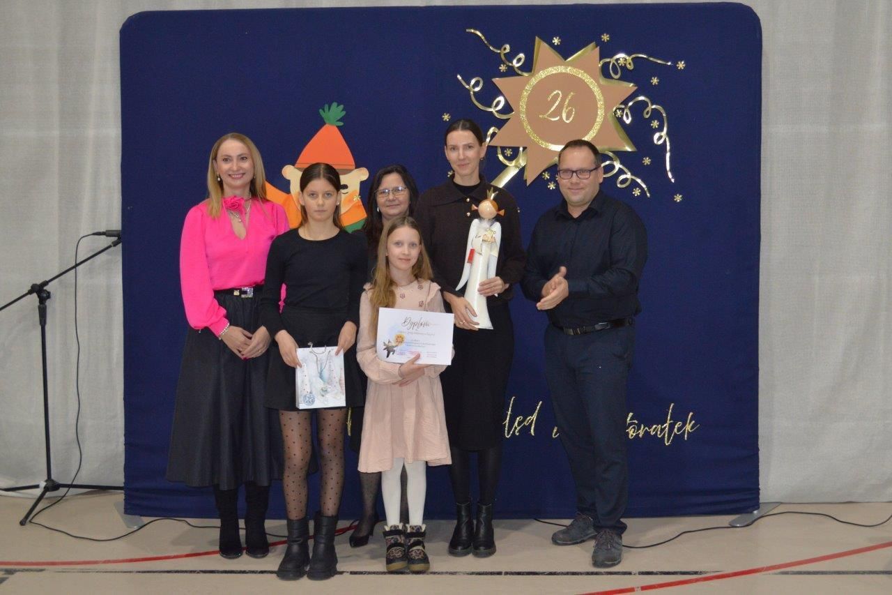 uczestnicy dekanalnego przeglądu kolęd