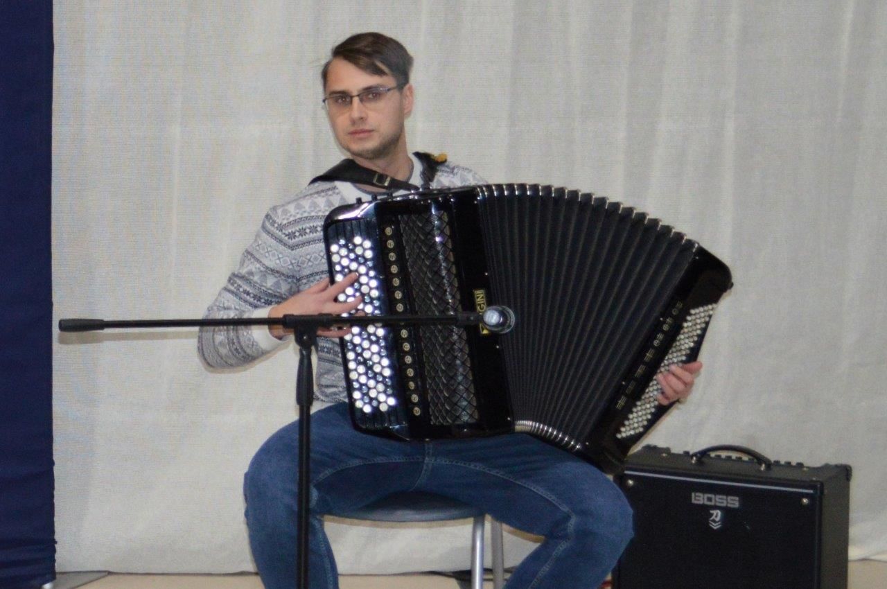 uczestnicy dekanalnego przeglądu kolęd