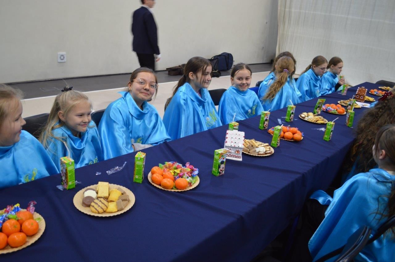 uczestnicy dekanalnego przeglądu kolęd