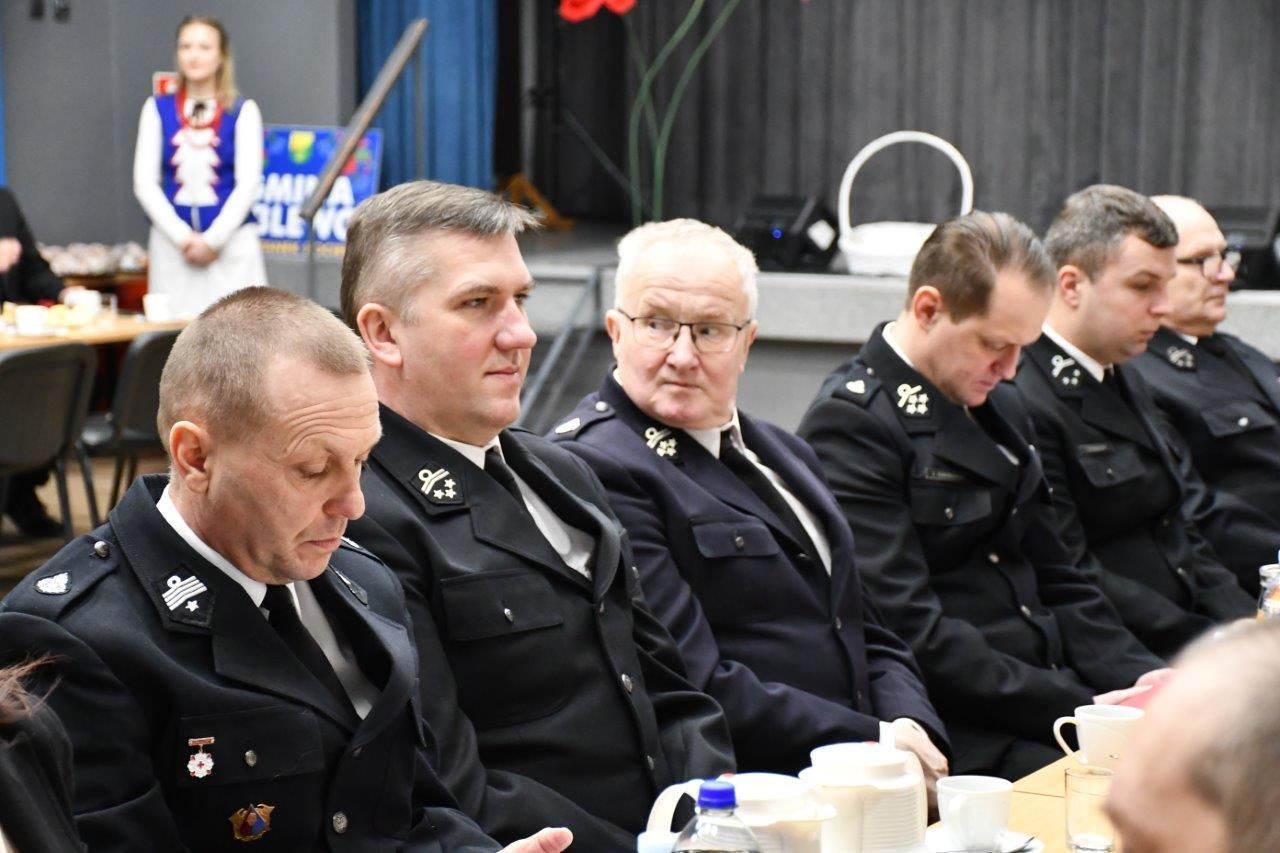 ZARZĄD STRAZY OBRADY POSIEDZENIE