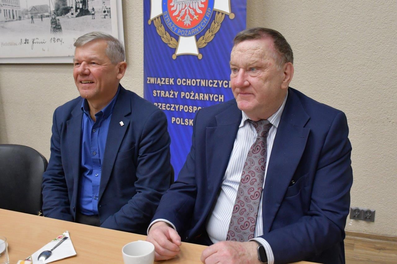 ZARZĄD STRAZY OBRADY POSIEDZENIE