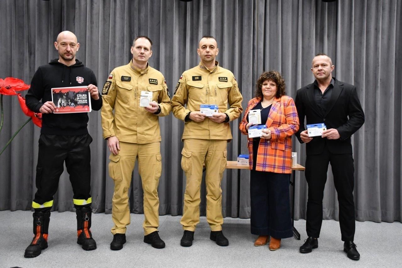 czujki dymu przekazanie