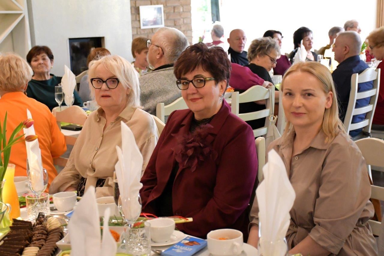 dzień kobiet u seniorów w Borzechowie