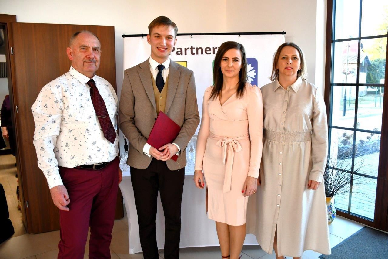 dzień kobiet w kleszczewie