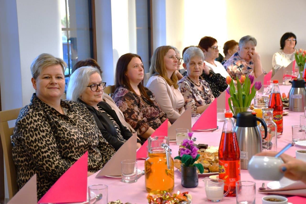 dzień kobiet w kleszczewie