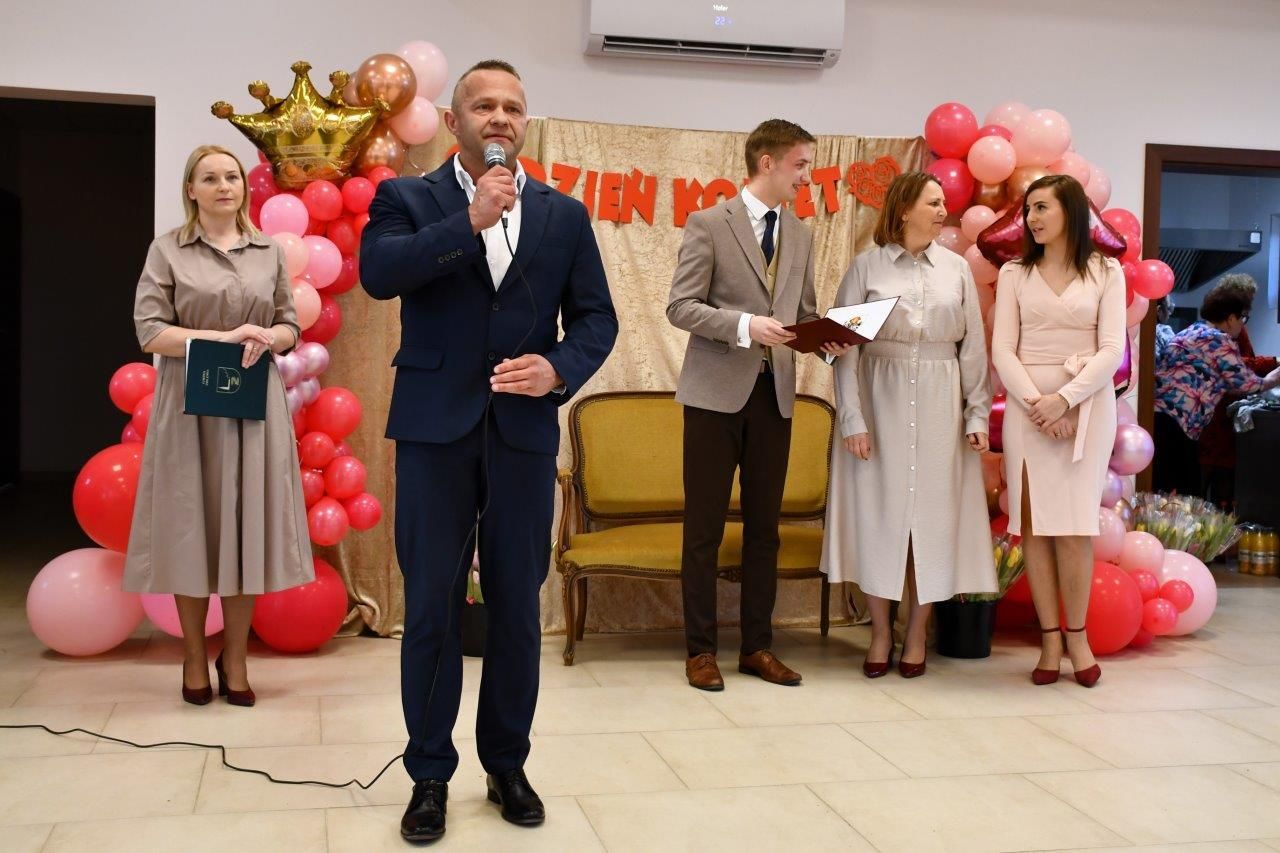 dzień kobiet w kleszczewie