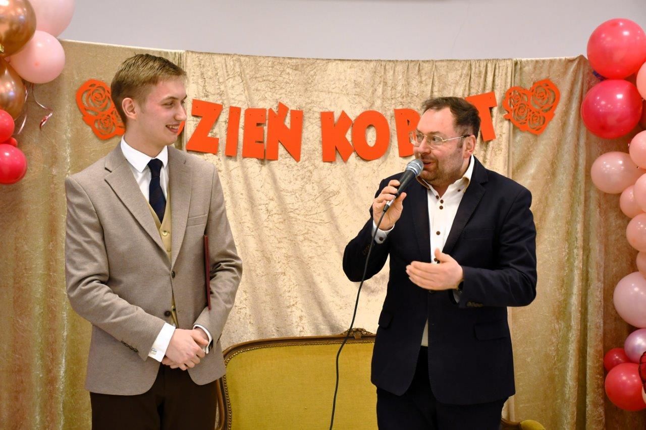 dzień kobiet w kleszczewie