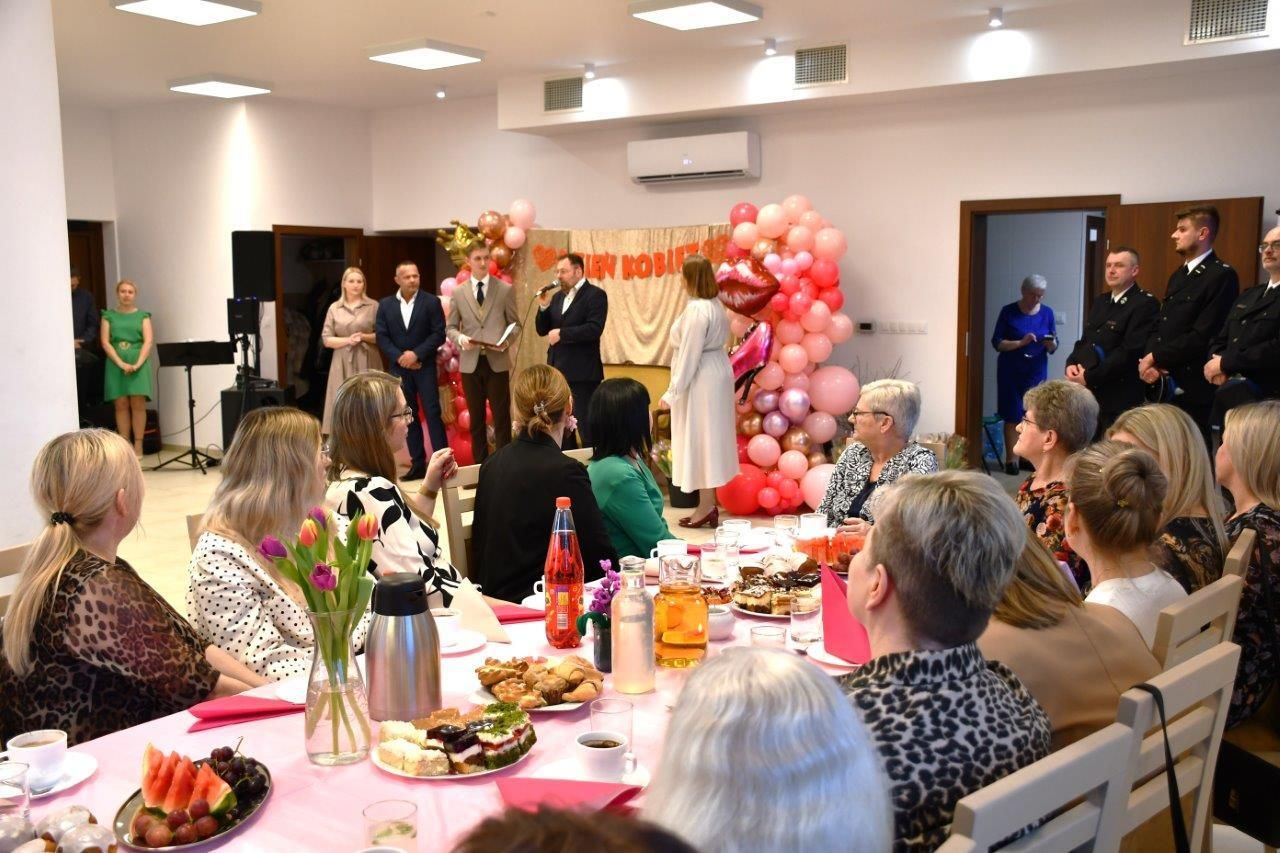 dzień kobiet w kleszczewie