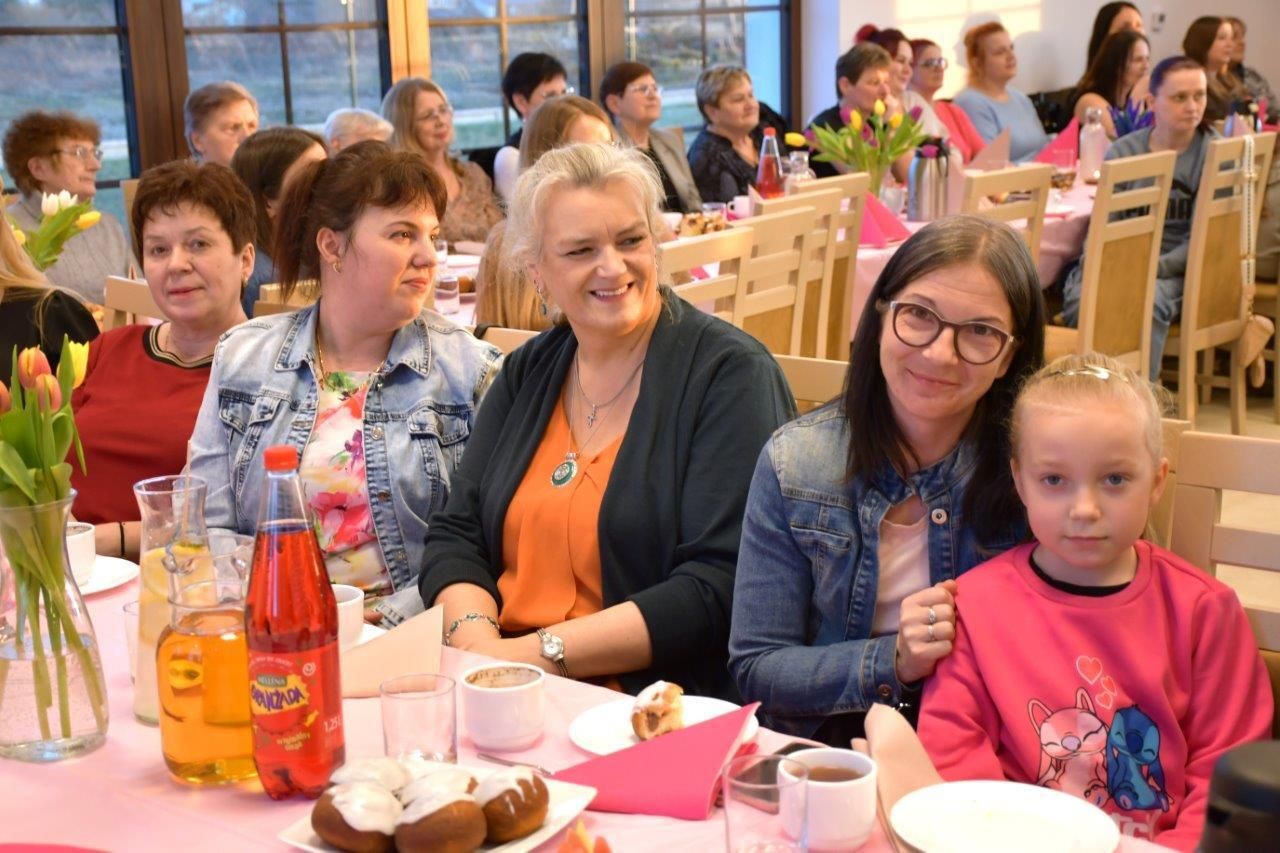 dzień kobiet w kleszczewie