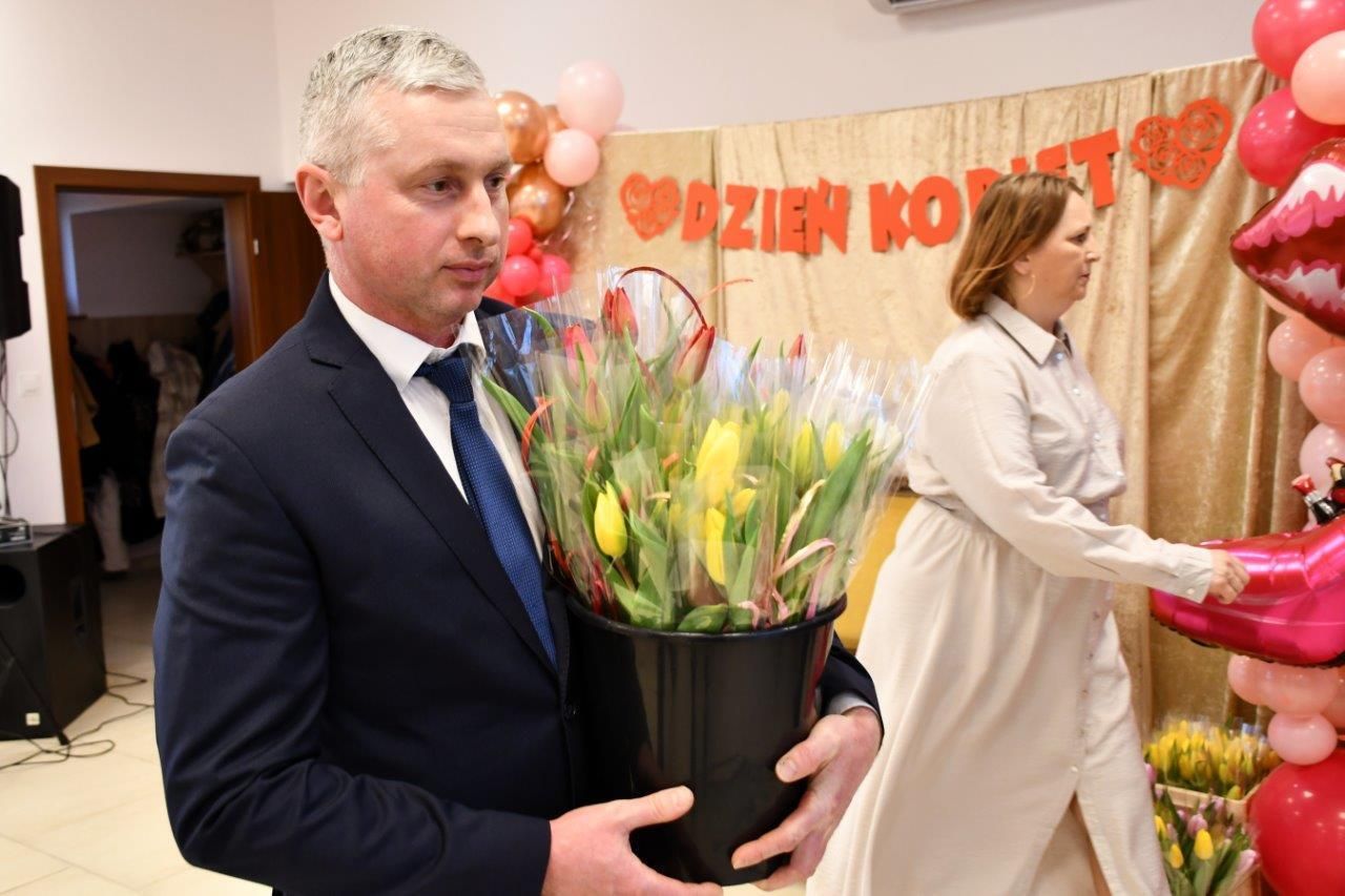 dzień kobiet w kleszczewie