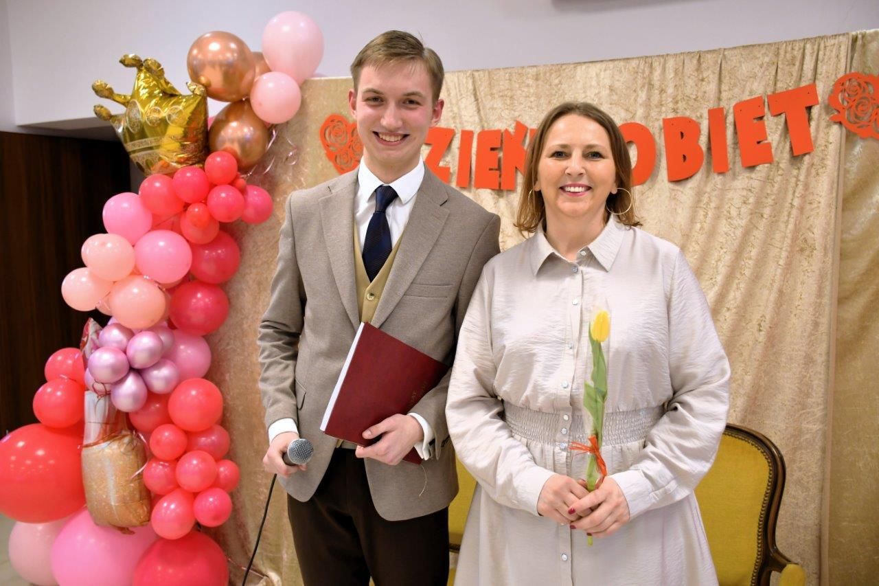 dzień kobiet w kleszczewie