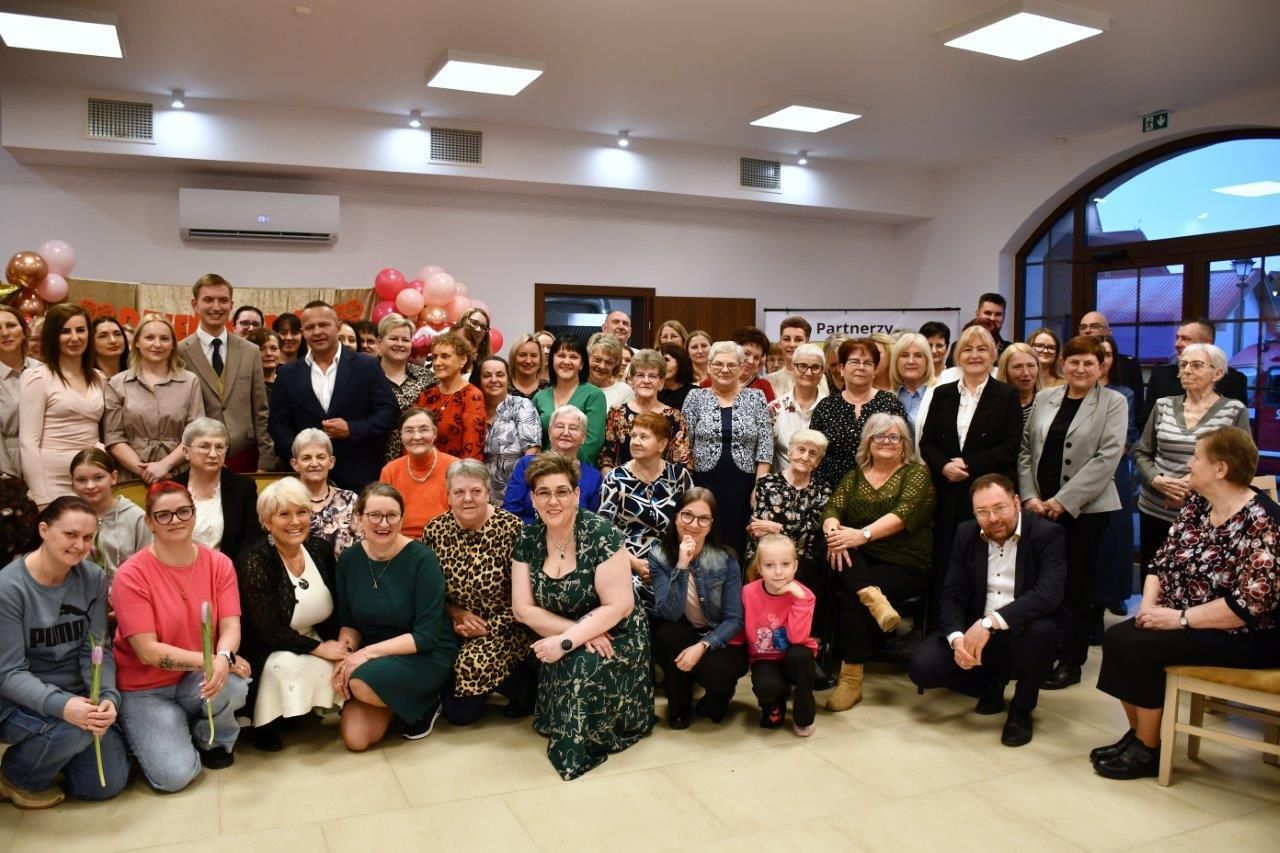 dzień kobiet w kleszczewie