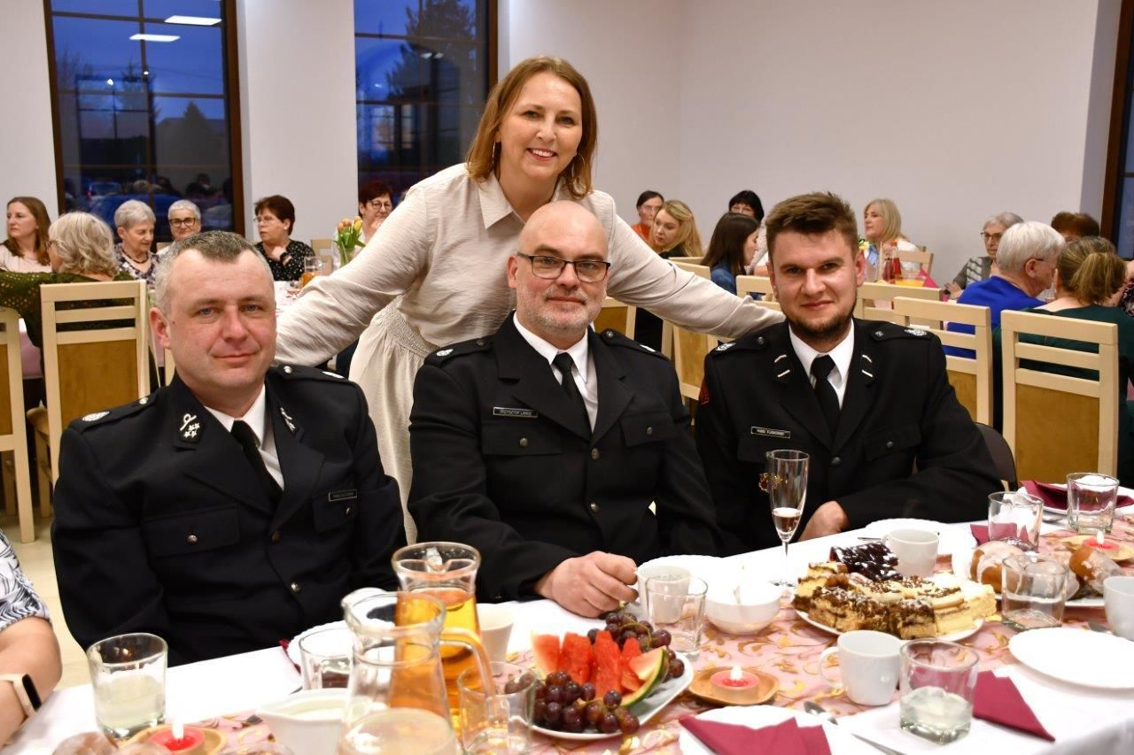 dzień kobiet w kleszczewie