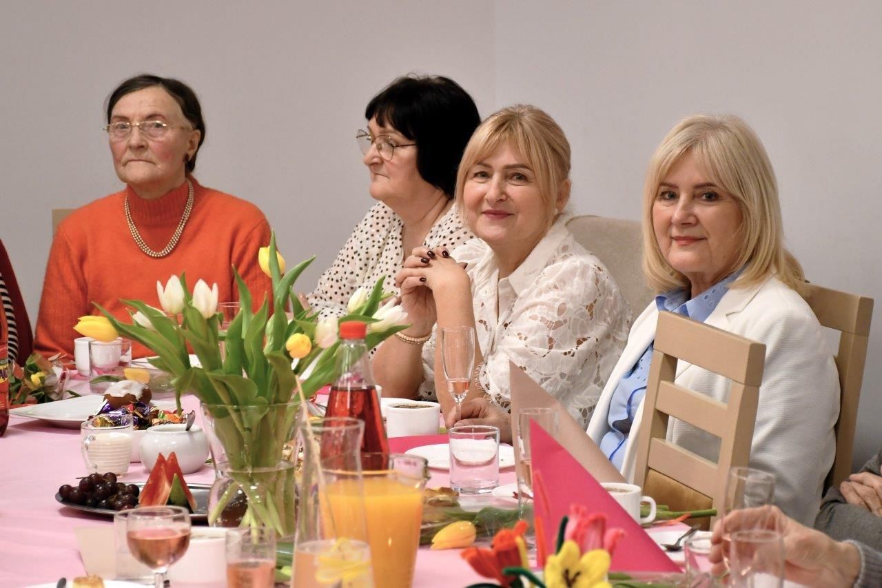 dzień kobiet w kleszczewie