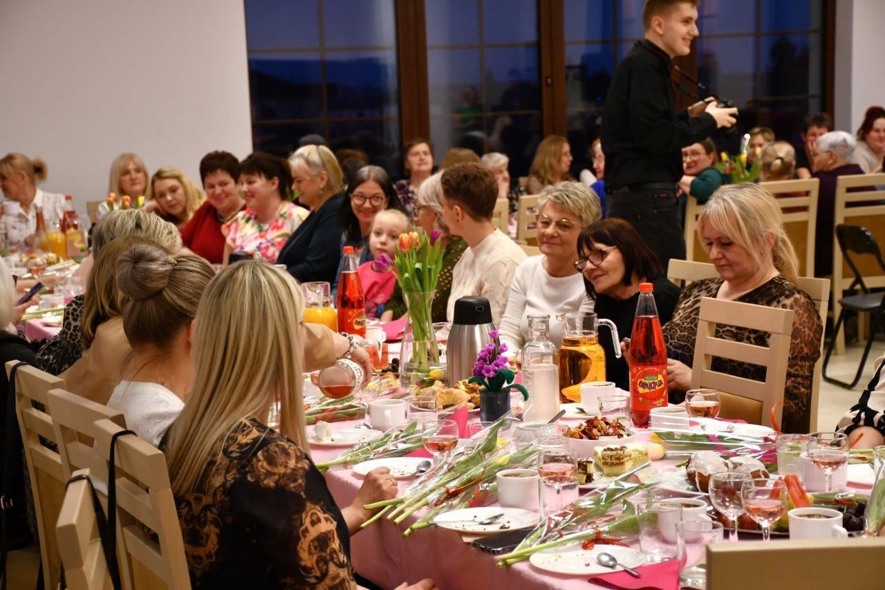 dzień kobiet w kleszczewie