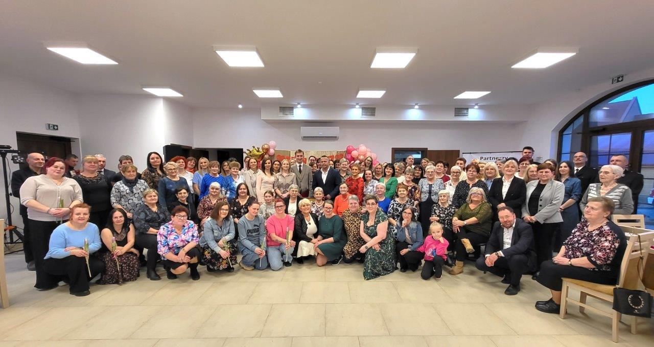 dzień kobiet w kleszczewie