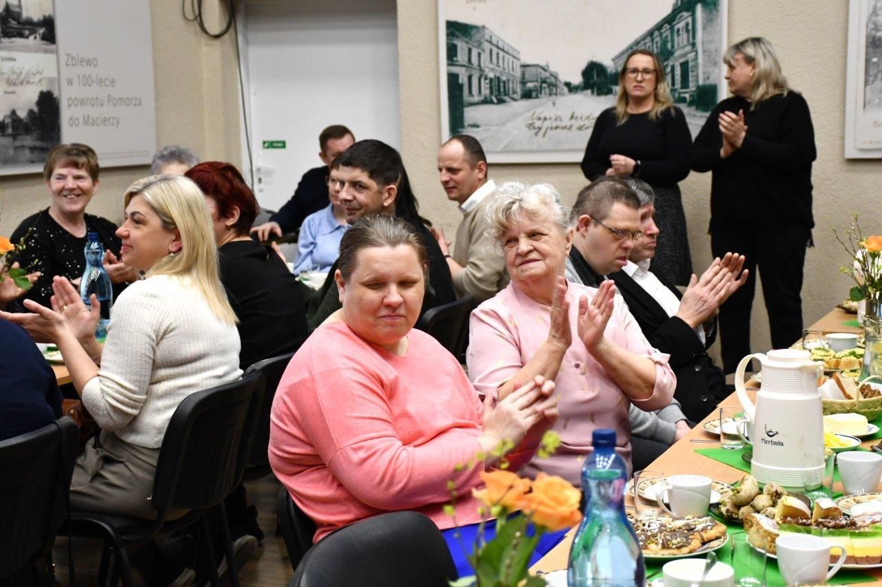 śniadanie wielkanocne ŚDS