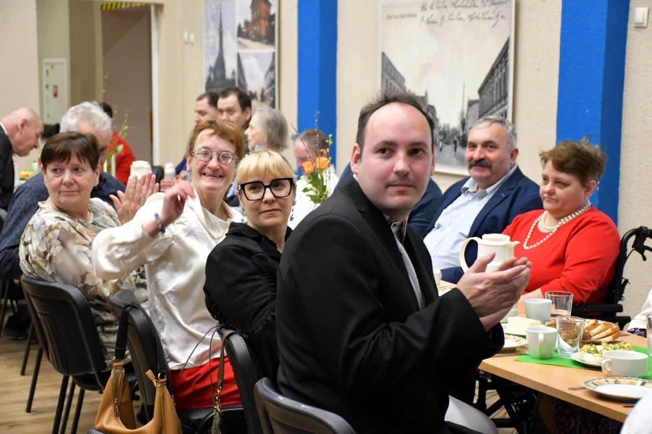 śniadanie wielkanocne ŚDS