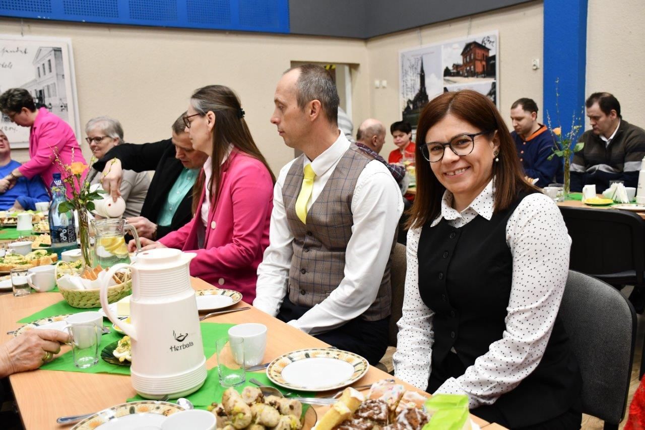 śniadanie wielkanocne ŚDS