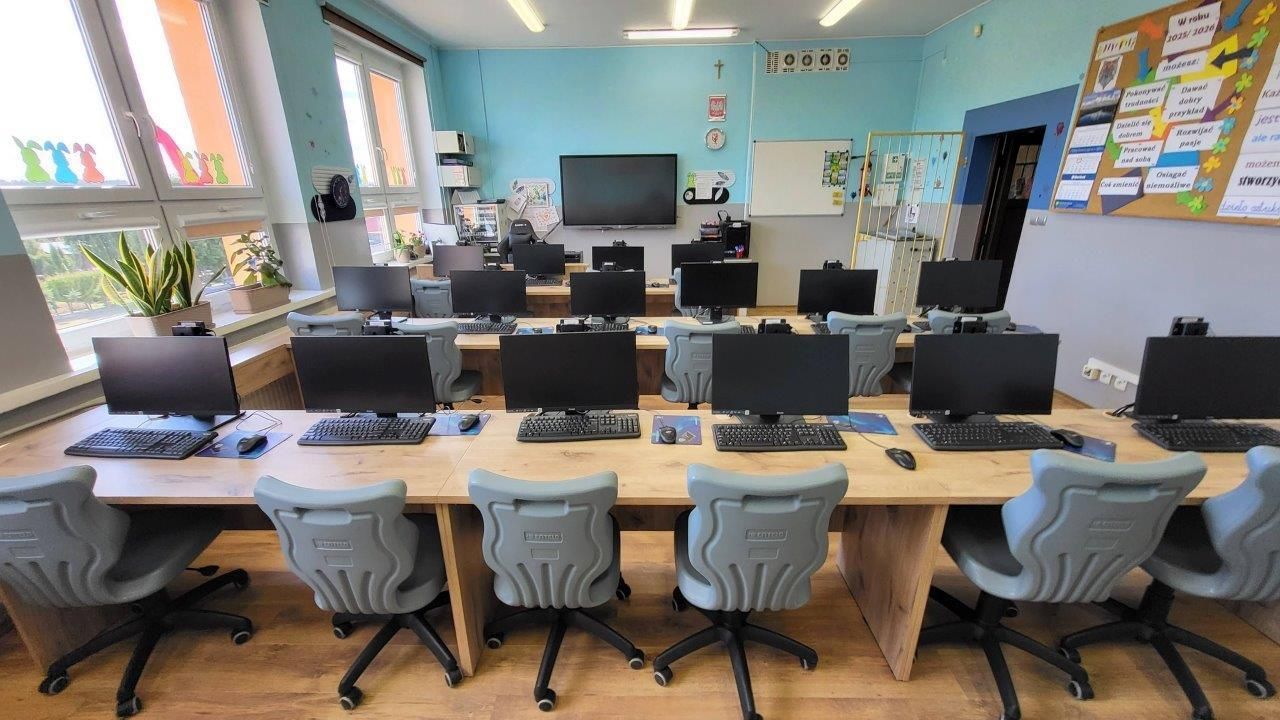 nowe pracownie informatyczne gminy zblewo