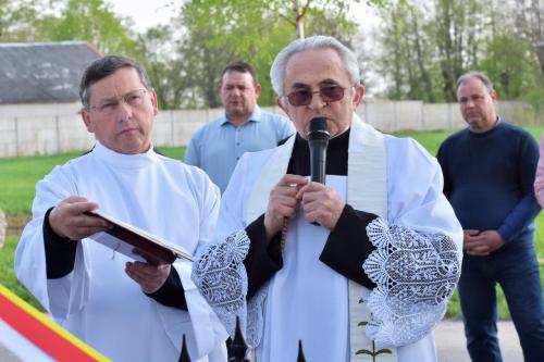 KLESZCZEWO KOŚCIERSKIE: KSIĄDZ PROBOSZCZ IDZIE NA EMERYTURĘ