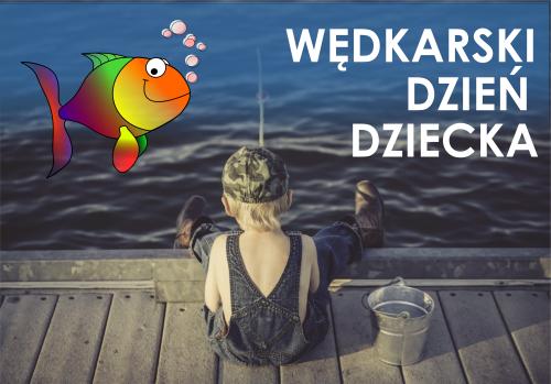 CHŁOPIEC Z WĘDKĄ NA POMOŚCIE SIEDZI